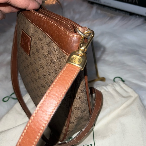 GUCCI Vintage Micro GG Monogram Shoulder Bag w/ Dust Bag🤎 - Picture 11 of 14